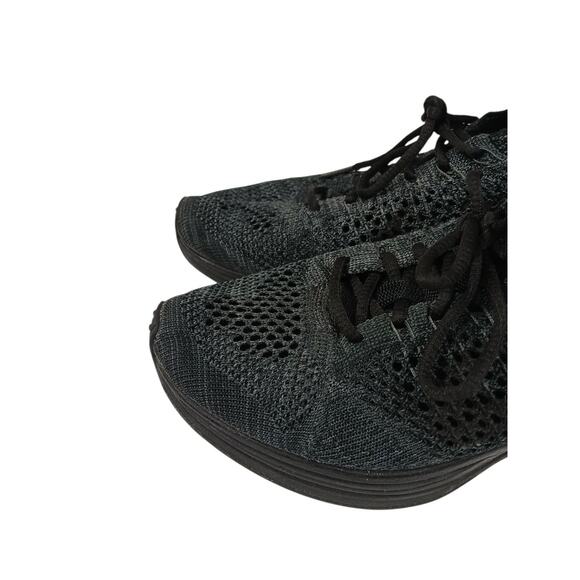 Nike Flyknit Racer Oreo Mens 5.5 Women's SZ 7 Athletic Running Sneakers - Picture 4 of 8